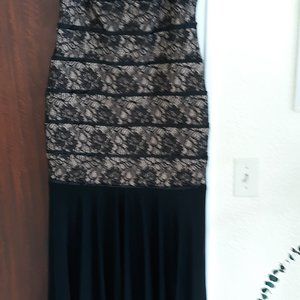Xscape Black Gown Size 12 Black Lace